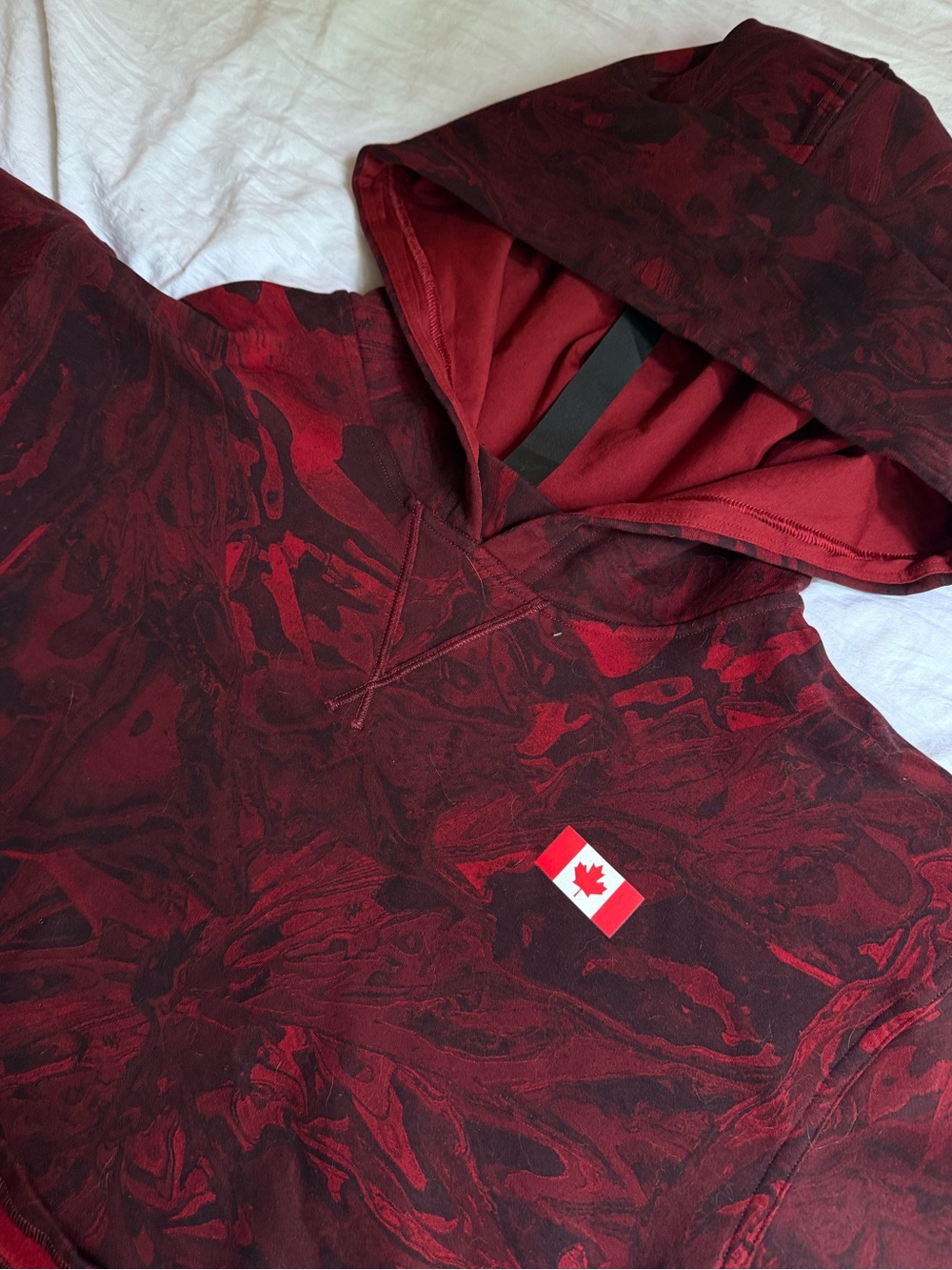 Lululemon X team Canada cropped hoodie